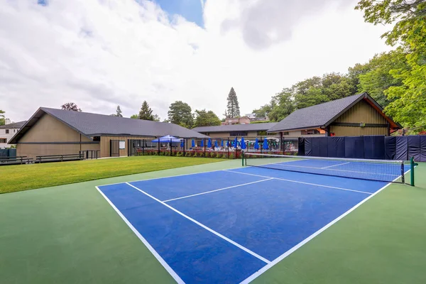 Pista de tenis vacía en Tacoma Lawn tennis Club — Foto de Stock