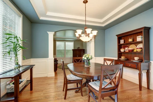 American classic dining room interior with green walls. — Stock Photo, Image