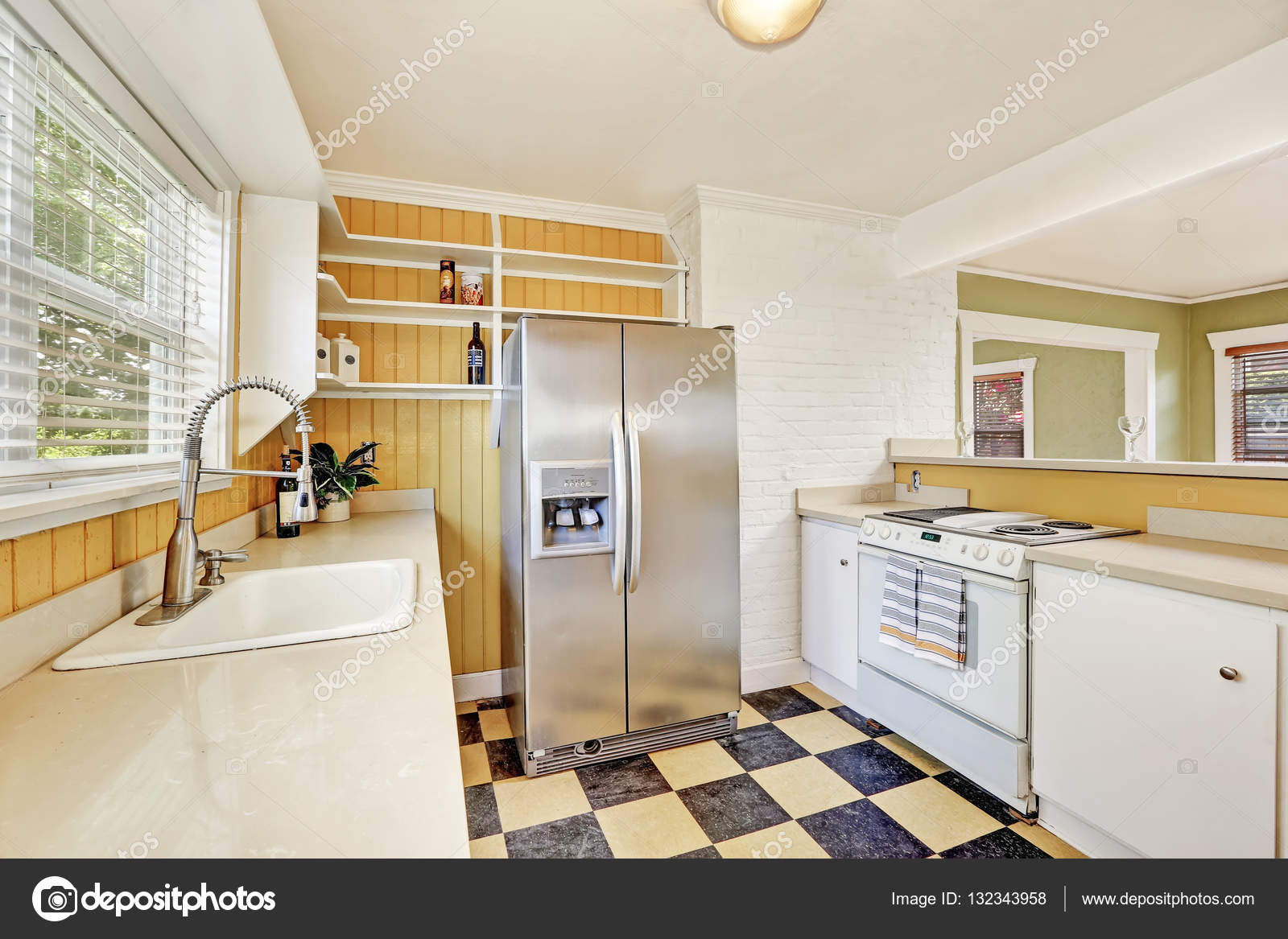 Interior De Sala Cozinha Em Forma De U Com Moderno Frigor Fico Interior De Sala Cozinha Em Forma De U Com Moderno Frigor Fico