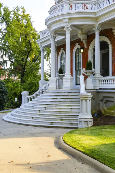 MACON, GEORGIA - OCT 29, 2013: Johnston-Felton-Hay House — Stock Photo, Image