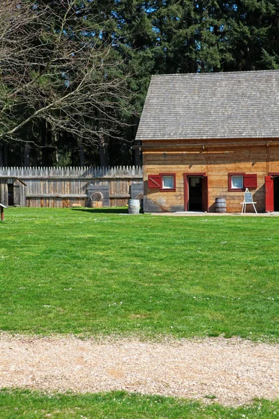 TACOMA, WA - 23,2011 ABRIL: Fuerte histórico Nisqually en Point Defiance Park, Tacoma — Foto de Stock