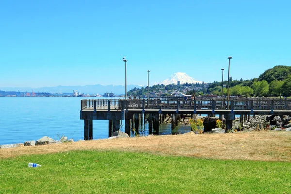 Tacoma, lungomare del molo. Ruston Way . — Foto Stock