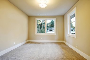 Yeni inşaat ev boş oda iç