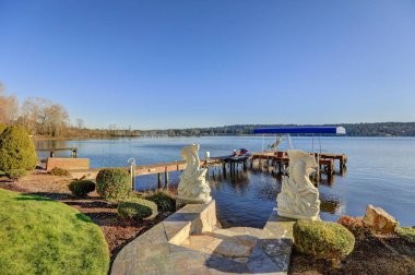 Özel dock jet Kayak liftleri ve kapalı tekne kaldıracı, Lake Washington ile.