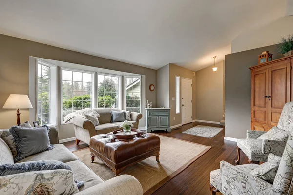 Cozy family room interior with traditional American design