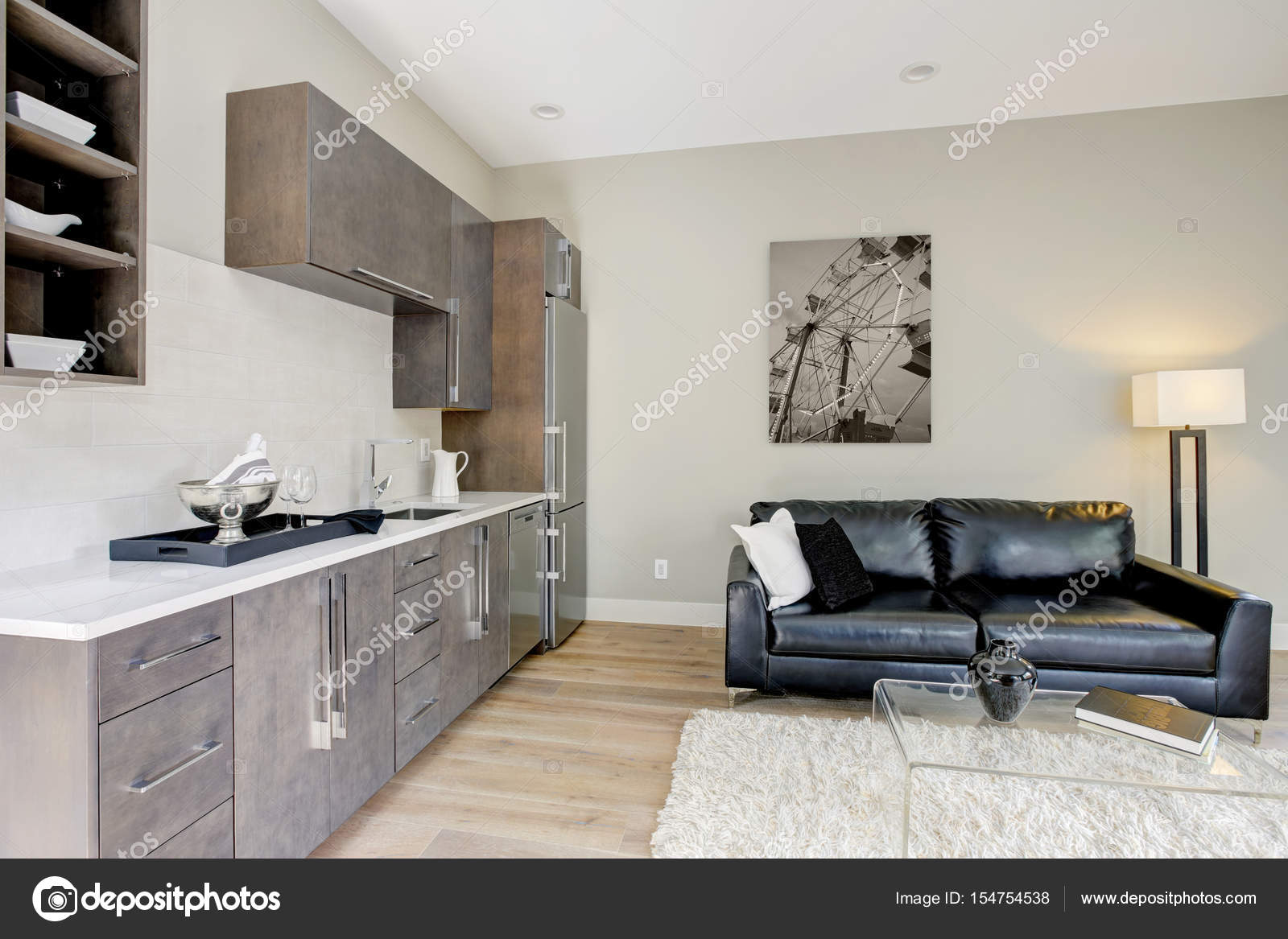 Family Room Design With Wet Bar Nook Stock Photo C Iriana88w