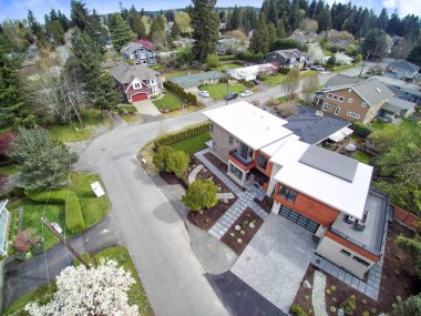 Yeni inşaat ev havadan görünümü 