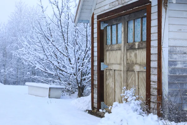 Winter Oud Amerikaans Landschap Met Rustieke Huizen Auto Hekken Bedekt — Stockfoto