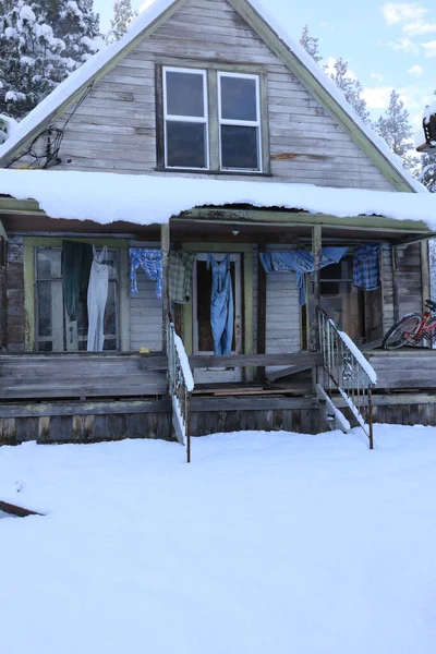 Winter Old American Country Side Landscape Rustic Houses Cars Fences — Stock Photo, Image