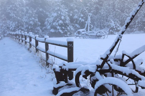 Invierno Viejo Paisaje Campo Americano Con Casas Rústicas Coches Vallas — Foto de Stock