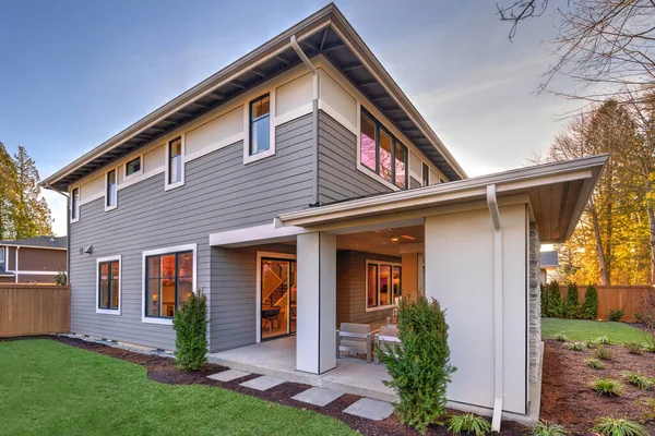 Large New Modern Home Two Story Fully Fenced Yard Back — Stock Photo, Image