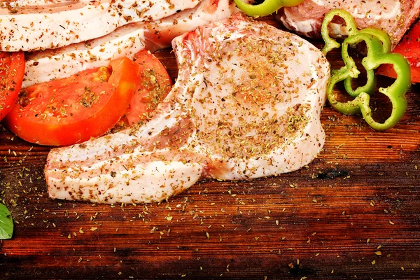 Raw pork chops — Stock Photo, Image