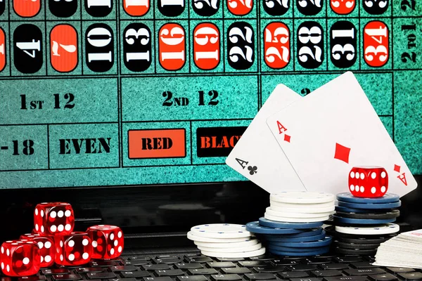 Online τυχερά παιχνίδια έννοια — Φωτογραφία Αρχείου