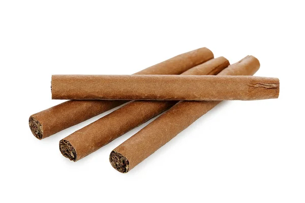 Fyra cigarrer isolerade — Stockfoto