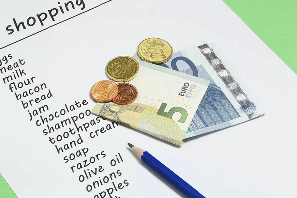 Dinero Euros Lista Compras Concepto Para Presupuesto Compras —  Fotos de Stock