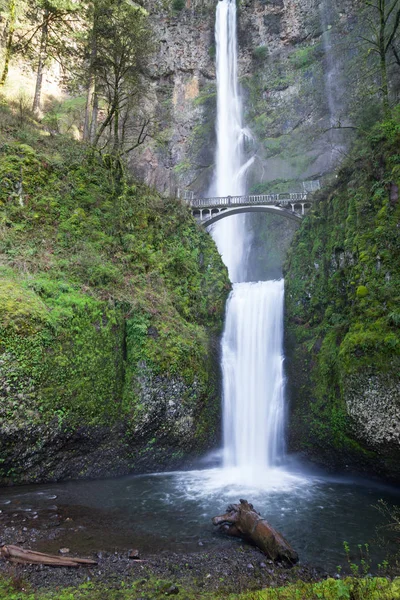 Multnomah Фоллс, штат Орегон — стокове фото