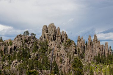 Kaya Spire oluşumları