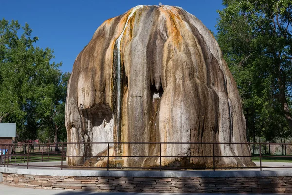 Tepee fontein in Hot Springs State Park — Stockfoto