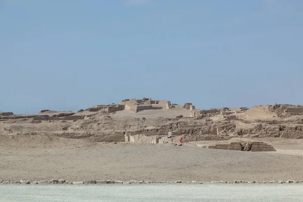 Spettacolare Sito Nel Deserto Del Perù Con Grandi Piramidi Abitazioni — Foto Stock
