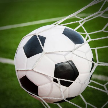 futbol futbol gol ile yeşil çim alan net.