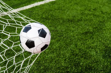 futbol futbol gol ile yeşil çim alan net.