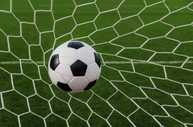 futbol futbol gol ile yeşil çim alan net.