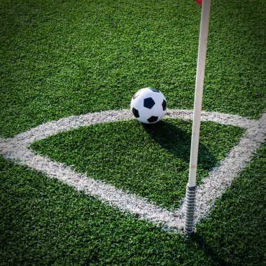 Futbol futbol için köşe köşe satırda tekme.