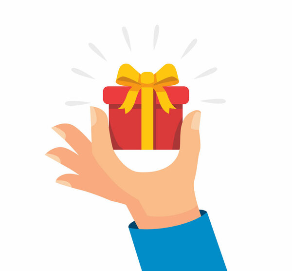 подарочная коробка в руке.