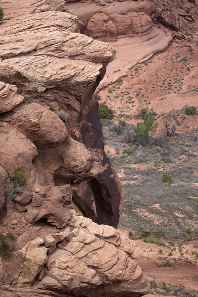 Roca de arenisca roja en el Parque Nacional Arches, Utah, EE.UU. — Foto de Stock