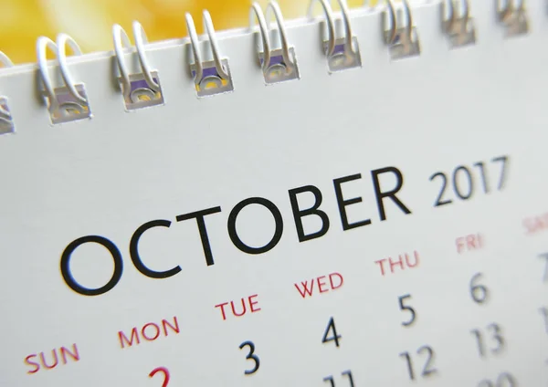 Календарь закрытия октября 2017 года — стоковое фото