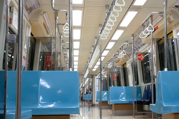 Motion of passenger taking mass rapid transit in Taipei Taiwan — Stock Photo, Image