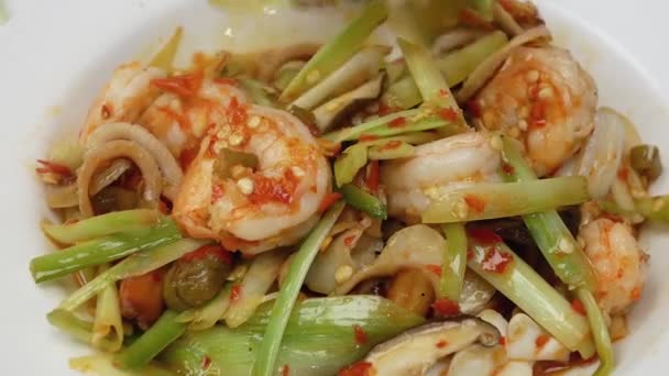 Hareket Insanlar Çin Restoranı Içindeki Tablo Üzerinde Sebze Ile Sıcak — Stok video