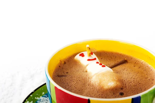 Chocolate quente em um copo colorido brilhante — Fotografia de Stock