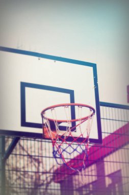 Bir okulda Basketbol çember oyun parkı