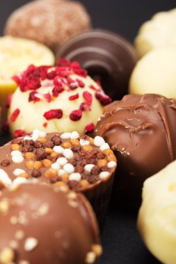 Lezzetli çikolata bir seçim yakın çekim