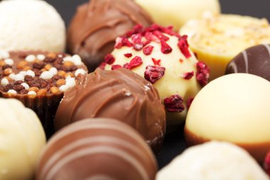 Lezzetli çikolata bir seçim yakın çekim