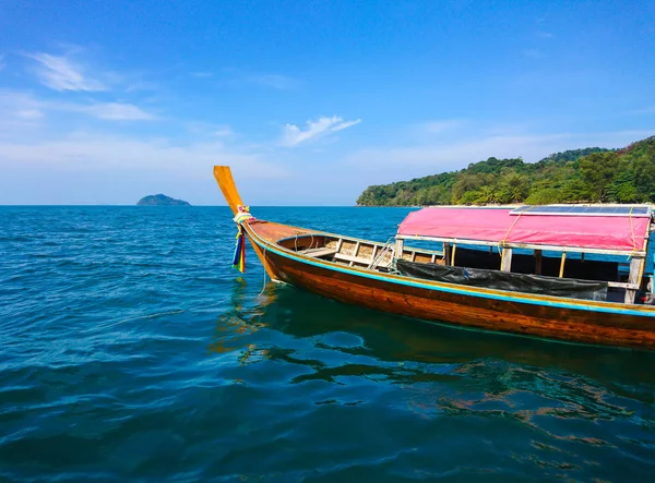 Barco Praia Ilha Koh Bulone Satun — Fotografia de Stock