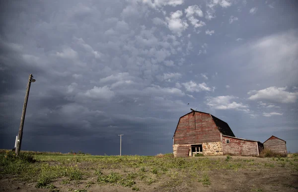 Burzowe chmury saskatchewan — Zdjęcie stockowe