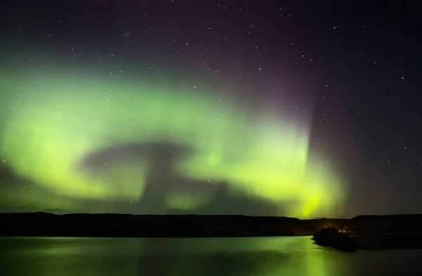 Kuzey ışıkları aurora borealis — Stok fotoğraf