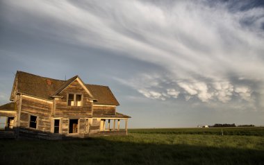 fırtına bulutları saskatchewan
