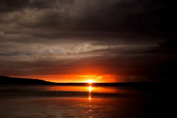 Tormenta Nubes Lago Atardecer — Foto de Stock