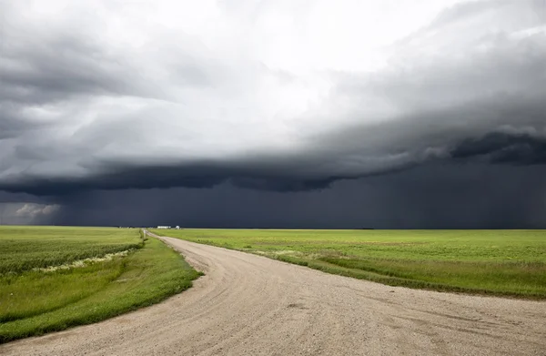 Burzowe chmury saskatchewan — Zdjęcie stockowe