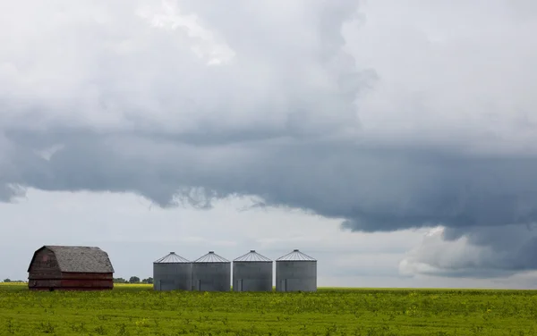 Burzowe chmury saskatchewan — Zdjęcie stockowe