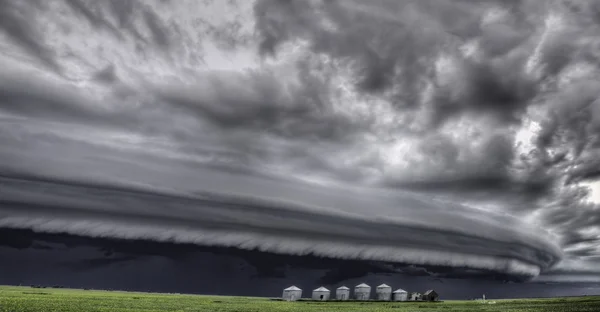 Storm wolken saskatchewan — Stockfoto