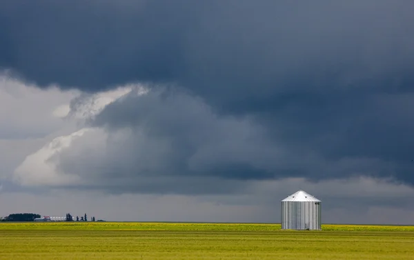 Саскачеван грозових хмар — стокове фото