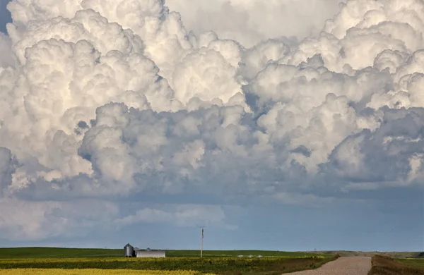 Nubes de tormenta Saskatchewan — Foto de Stock