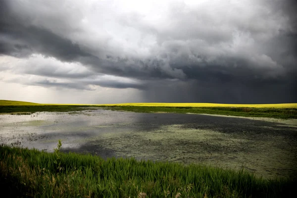 Nuages de tempête Saskatchewan — Photo