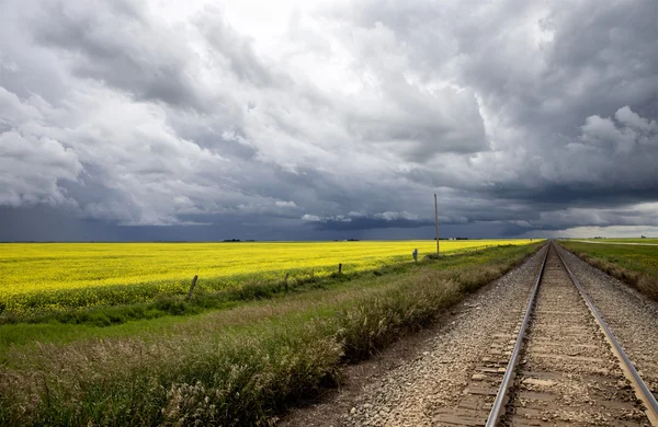 Sturmwolken saskatchewan — Stockfoto