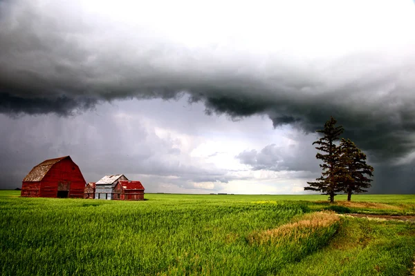 Bouřková mračna saskatchewan — Stock fotografie