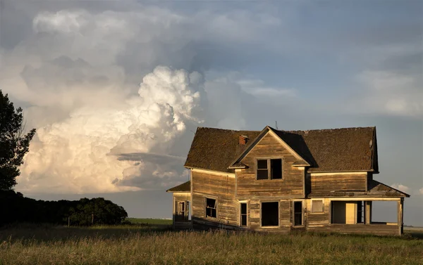 Burzowe chmury saskatchewan — Zdjęcie stockowe